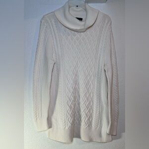 Banana Republic Oversized Cable-Knit Sweater Size M Sand Color